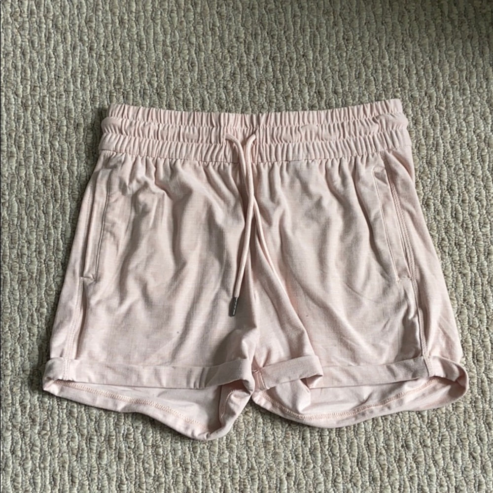 Pink shorts XS